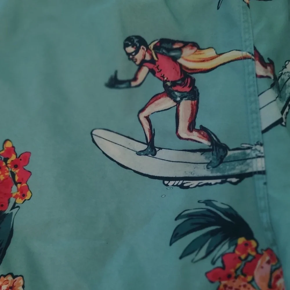 Batman Swim Trunks Mens‎ Medium Teal Blue Excellent Surfing Robin Floral Shorts
